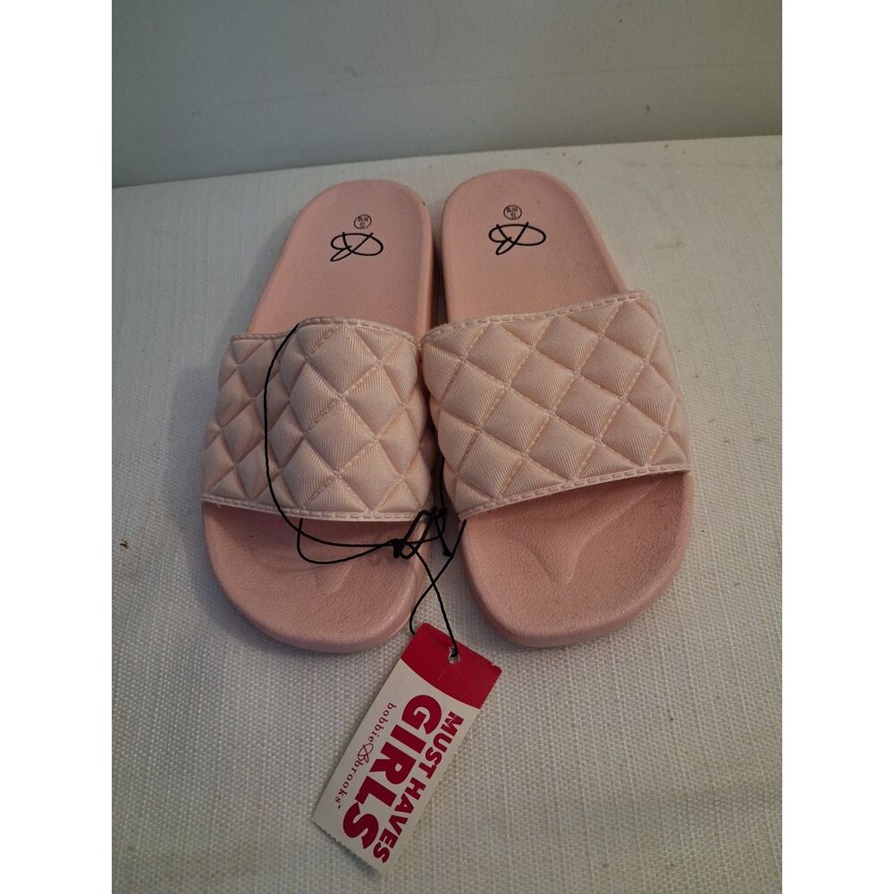 Bobbie Brooks girls quilted slides, size 11/12